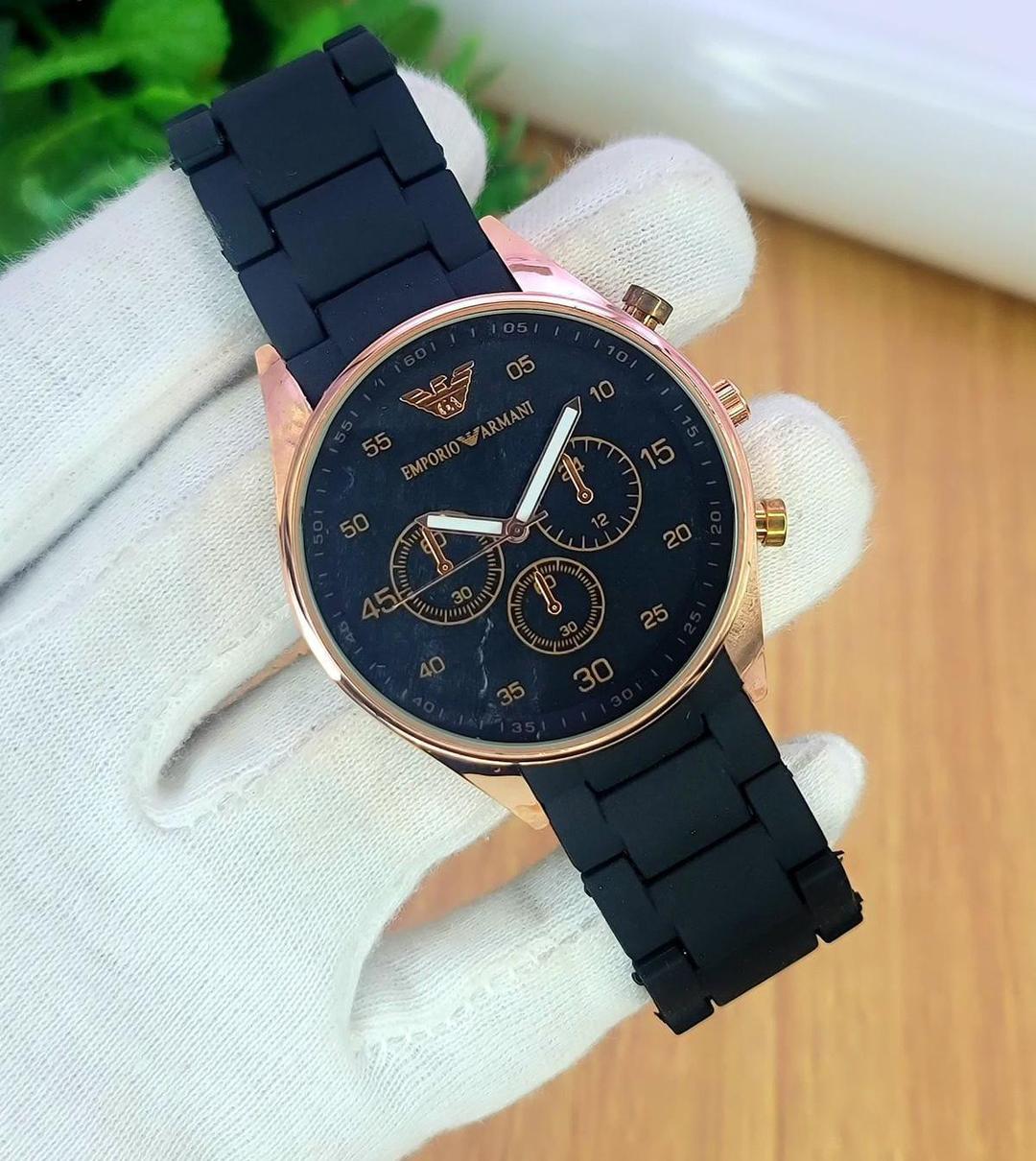 Men,s watch multiple colors